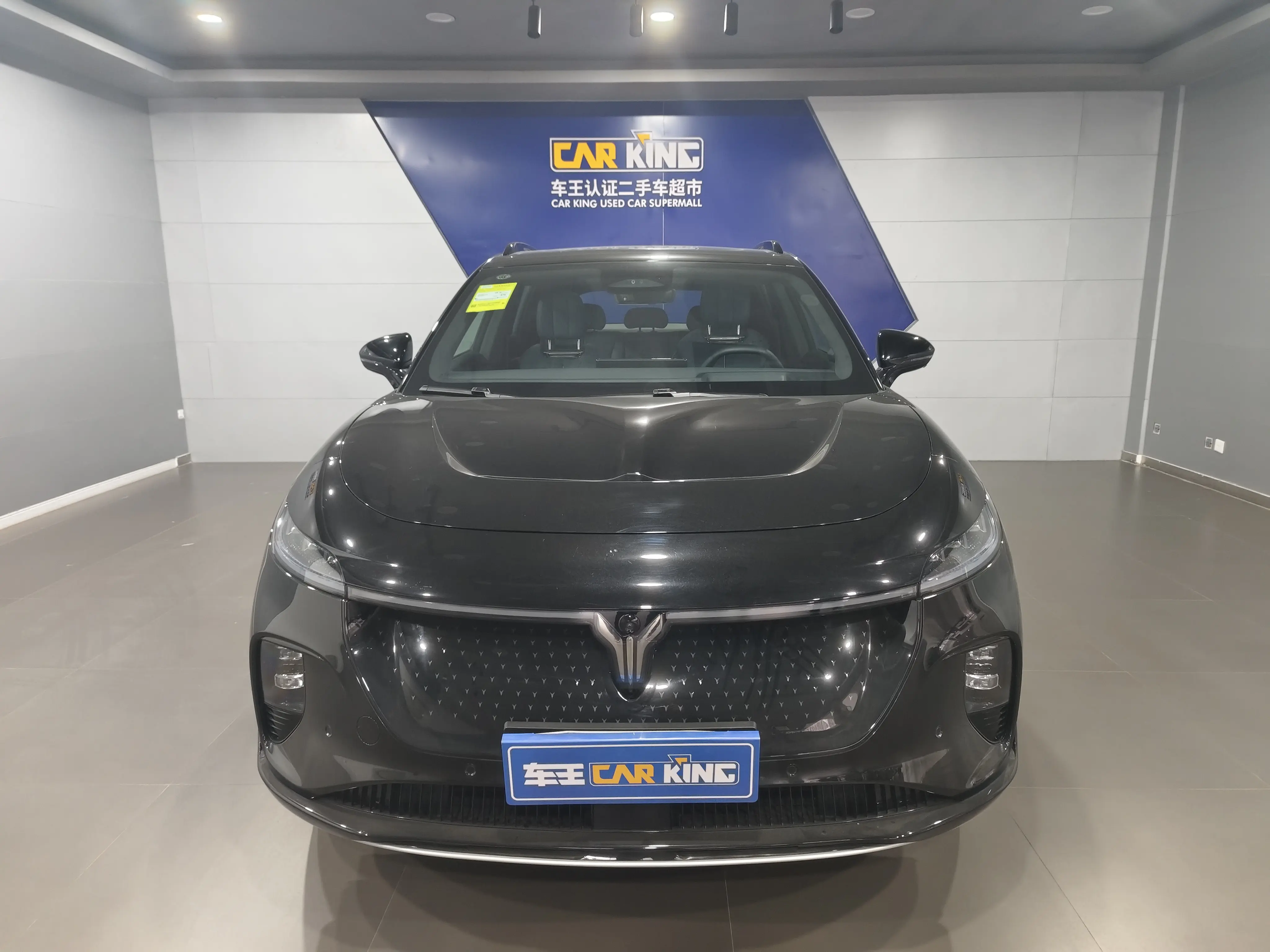 Voyah Courage  из Китая