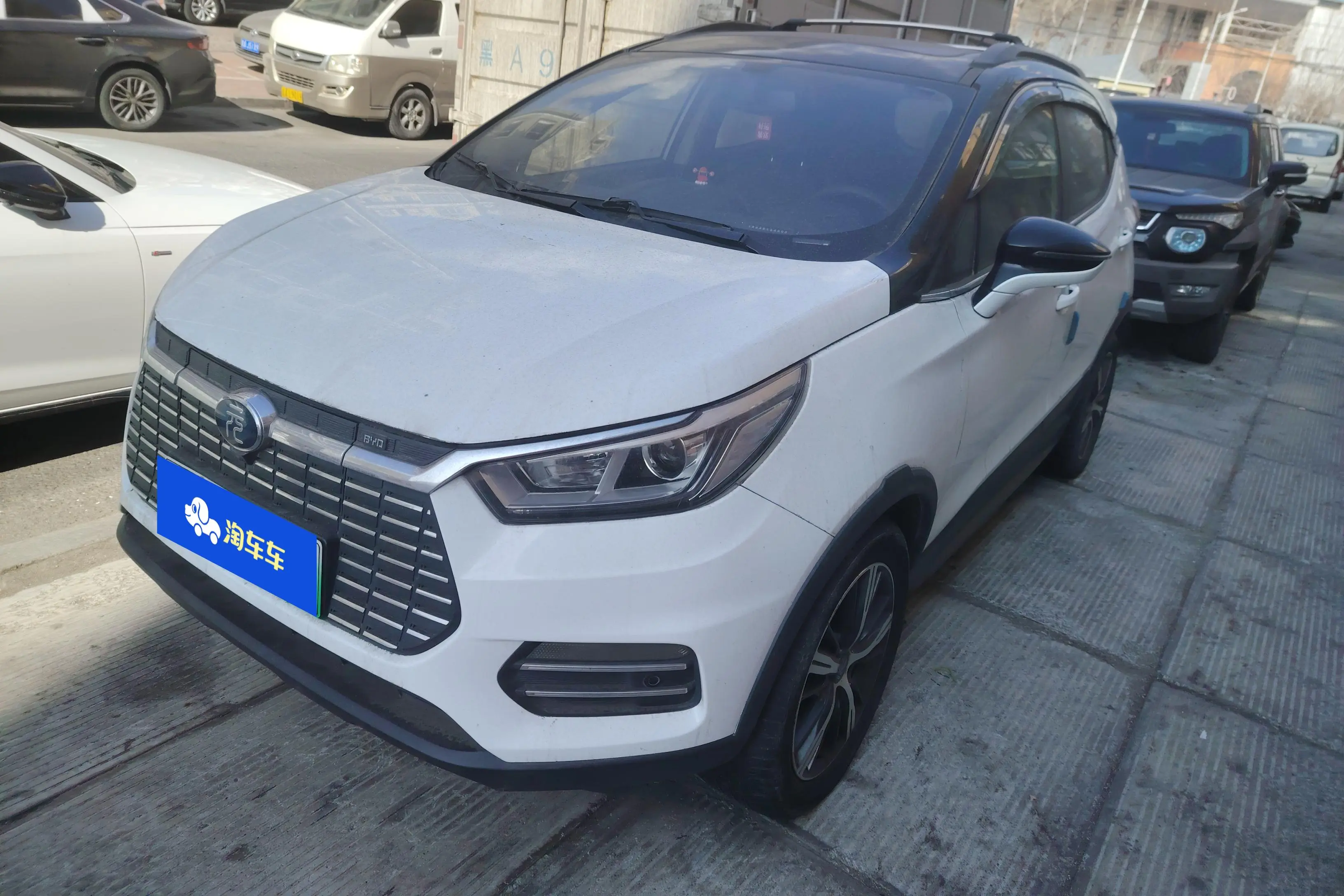 BYD Yuan EV  из Китая