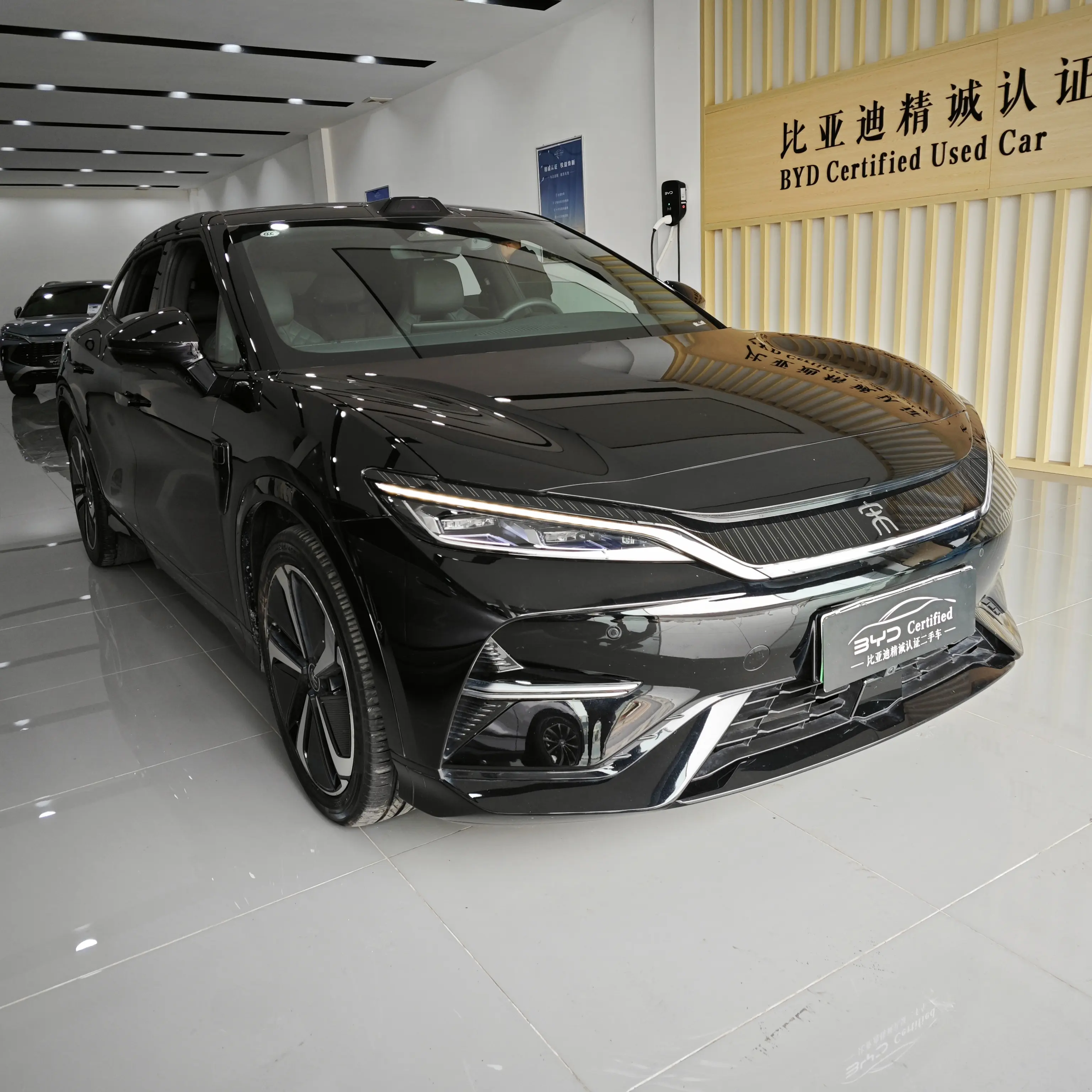 BYD Song L EV  из Китая