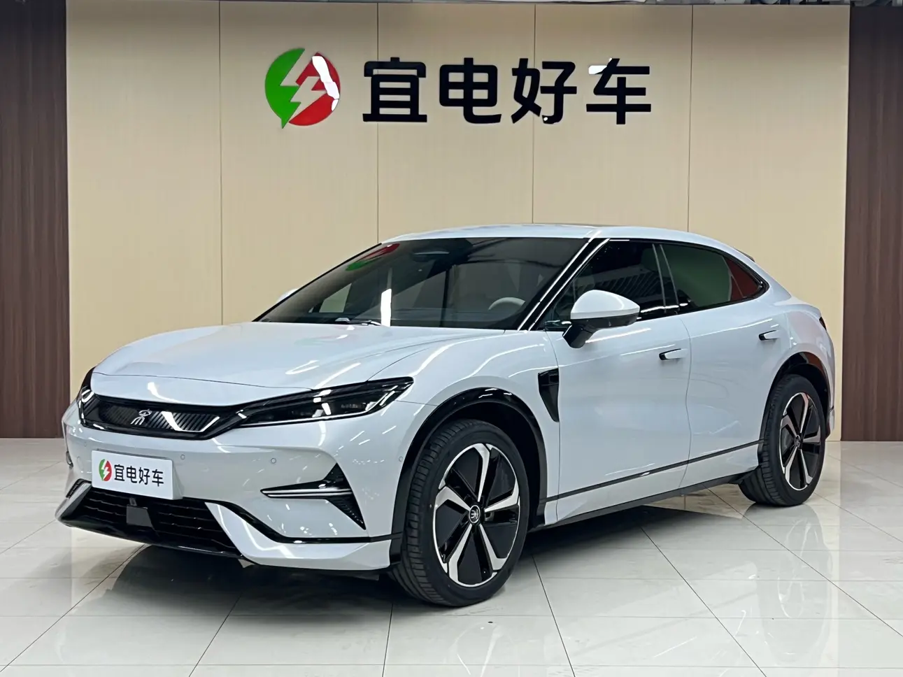 BYD Song L EV