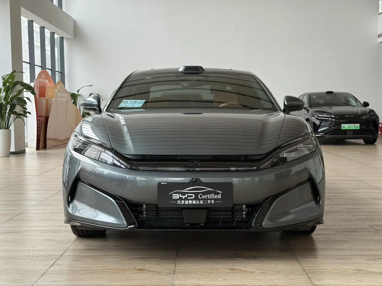 BYD Han L DM  из Китая