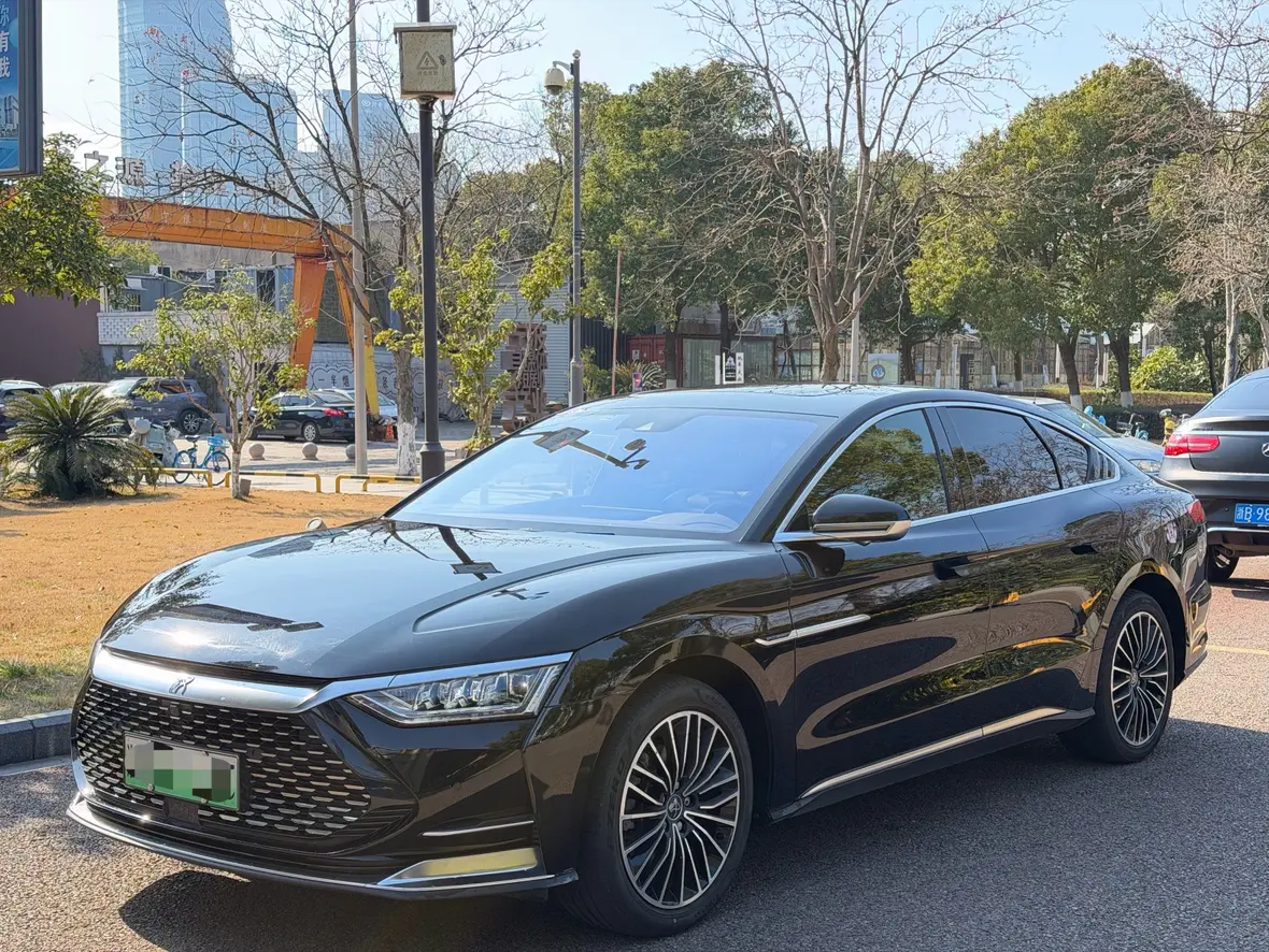 BYD HAN DM  из Китая