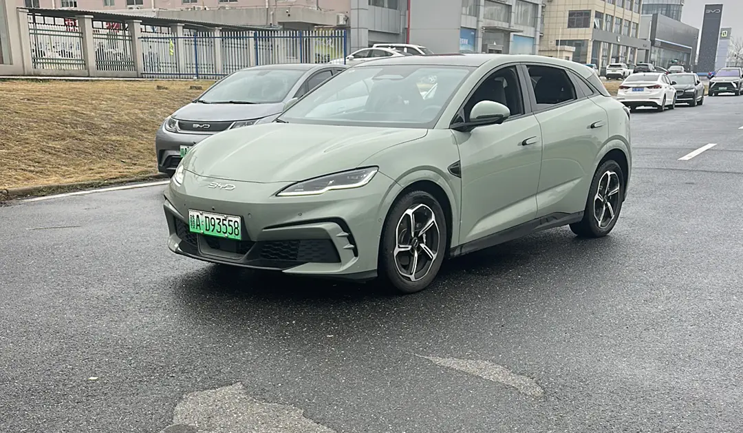 BYD SEAL 06GT  из Китая