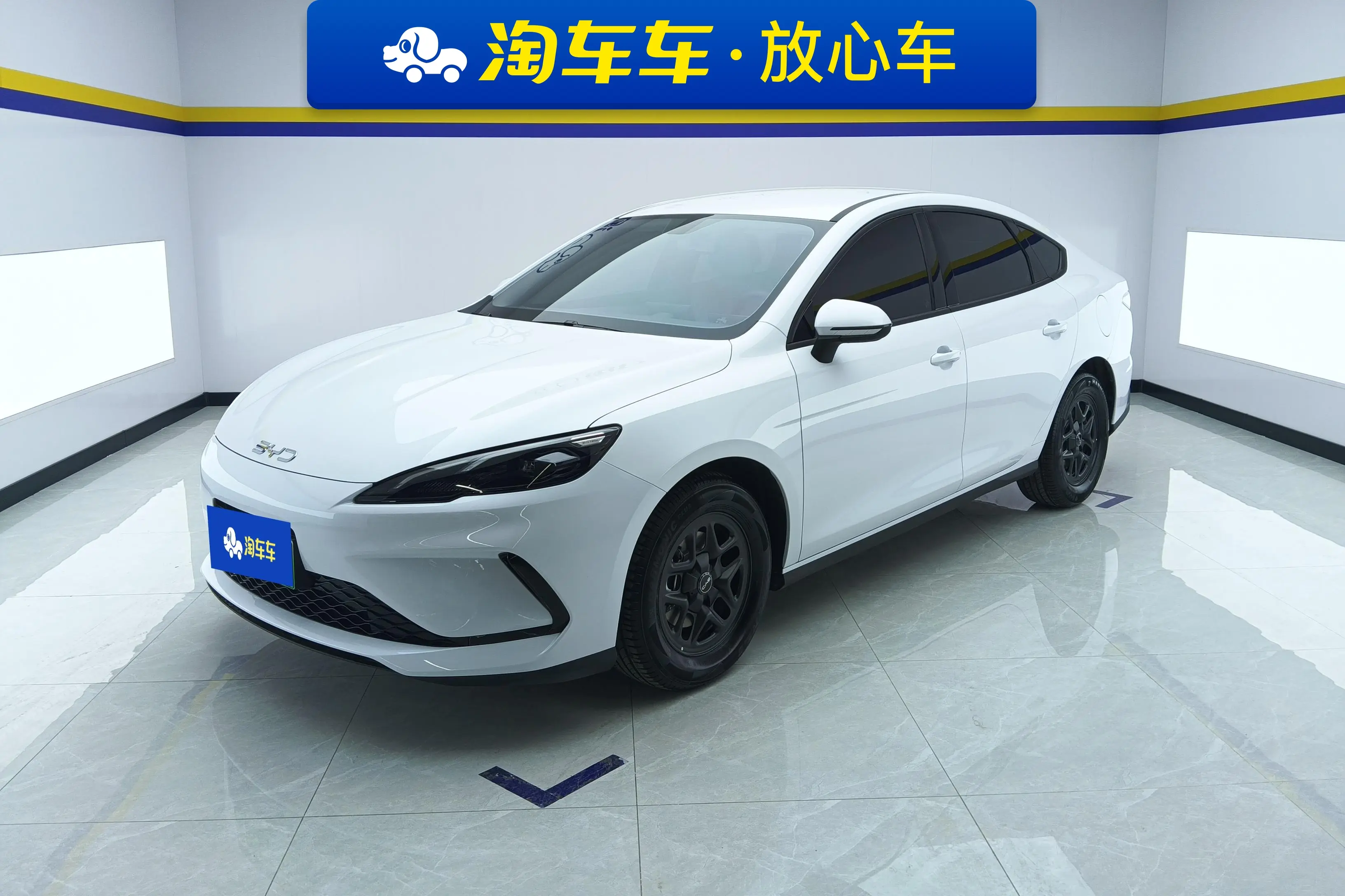 BYD Seal 05DM  из Китая