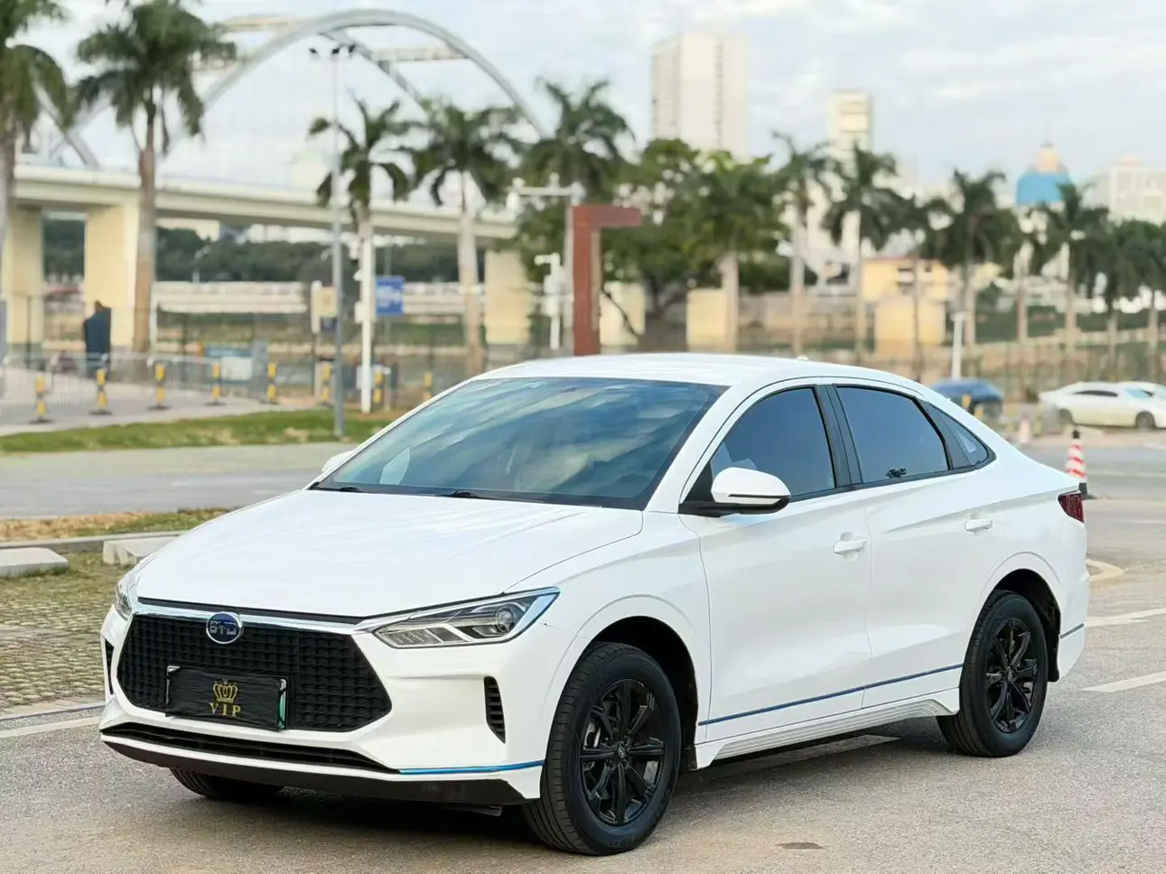 BYD e3  из Китая