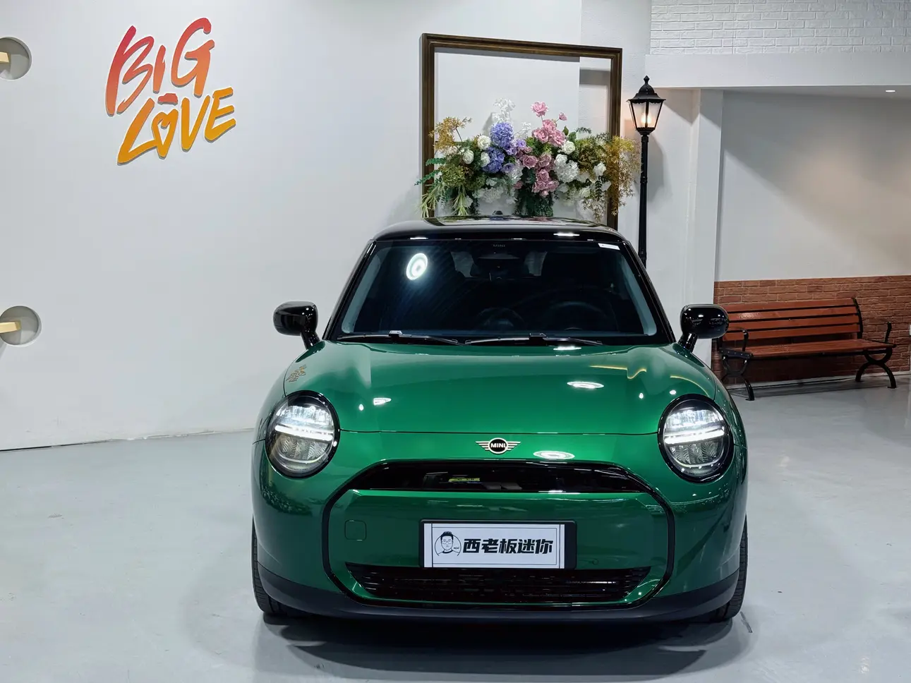 MINI ELECTRIC  COOPER  из Китая