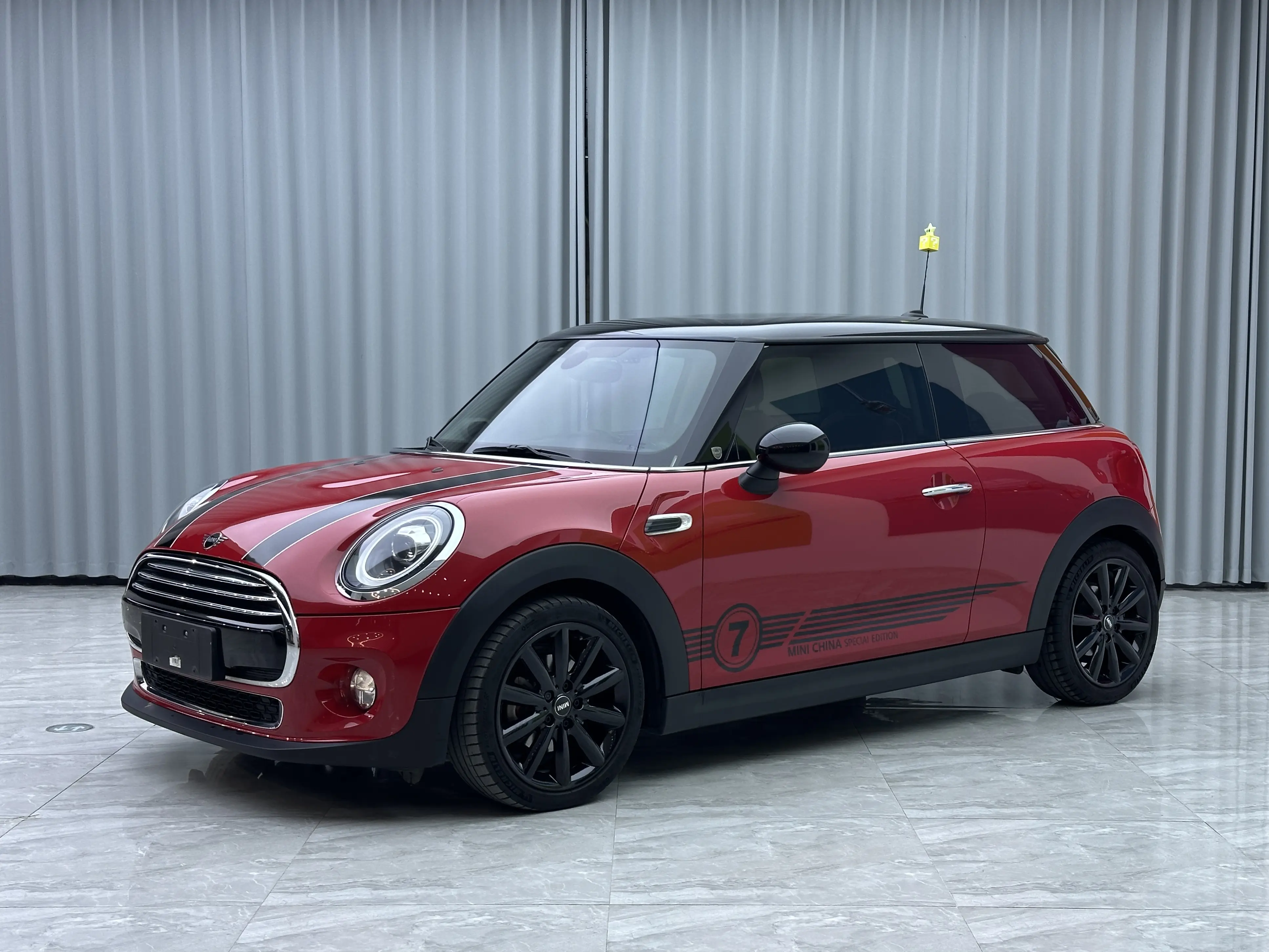 MINI MINI