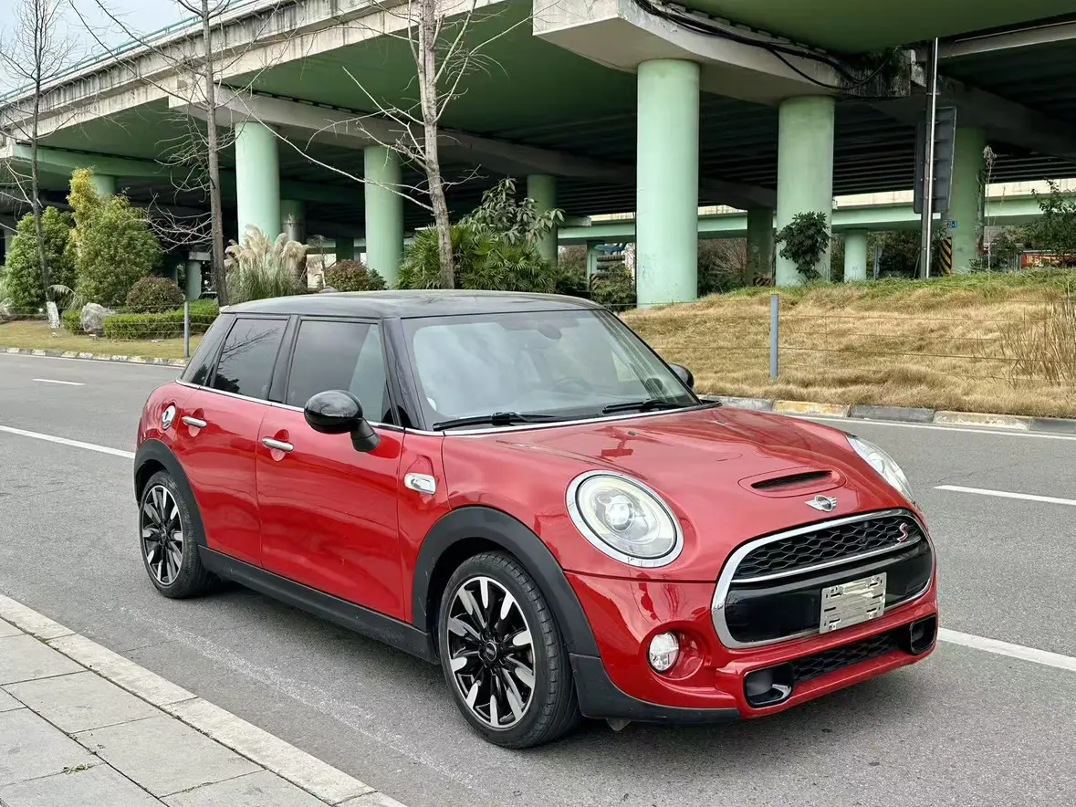 MINI 