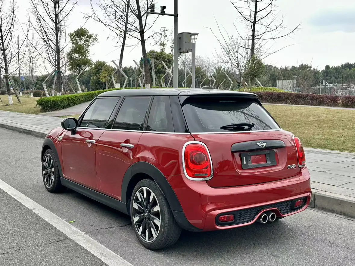 MINI 