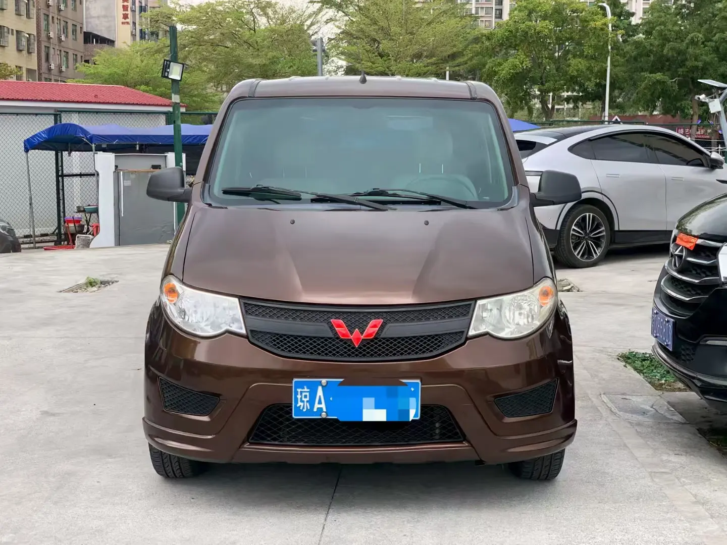 Wuling Hongguang  из Китая