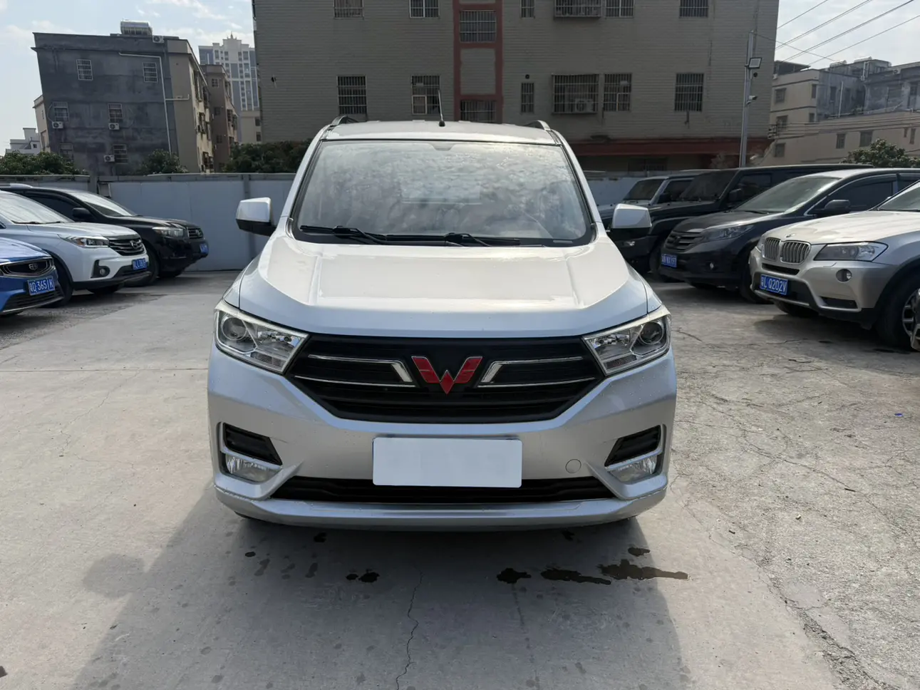 Wuling Hongguang  из Китая
