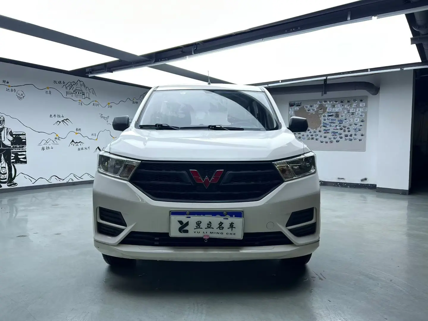 Wuling Hongguang  из Китая