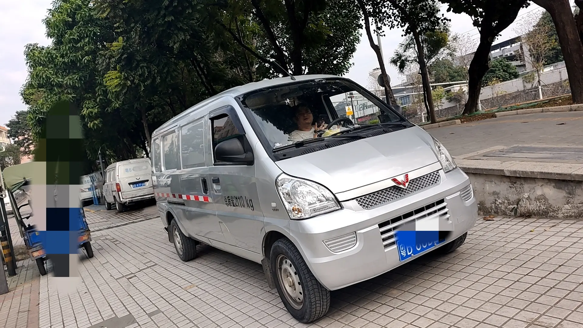 Wuling Rongguang  из Китая