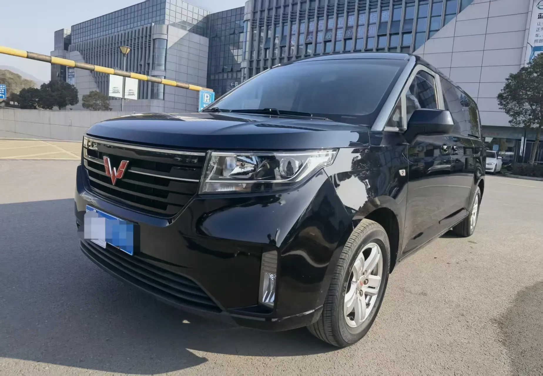 Wuling journey  из Китая