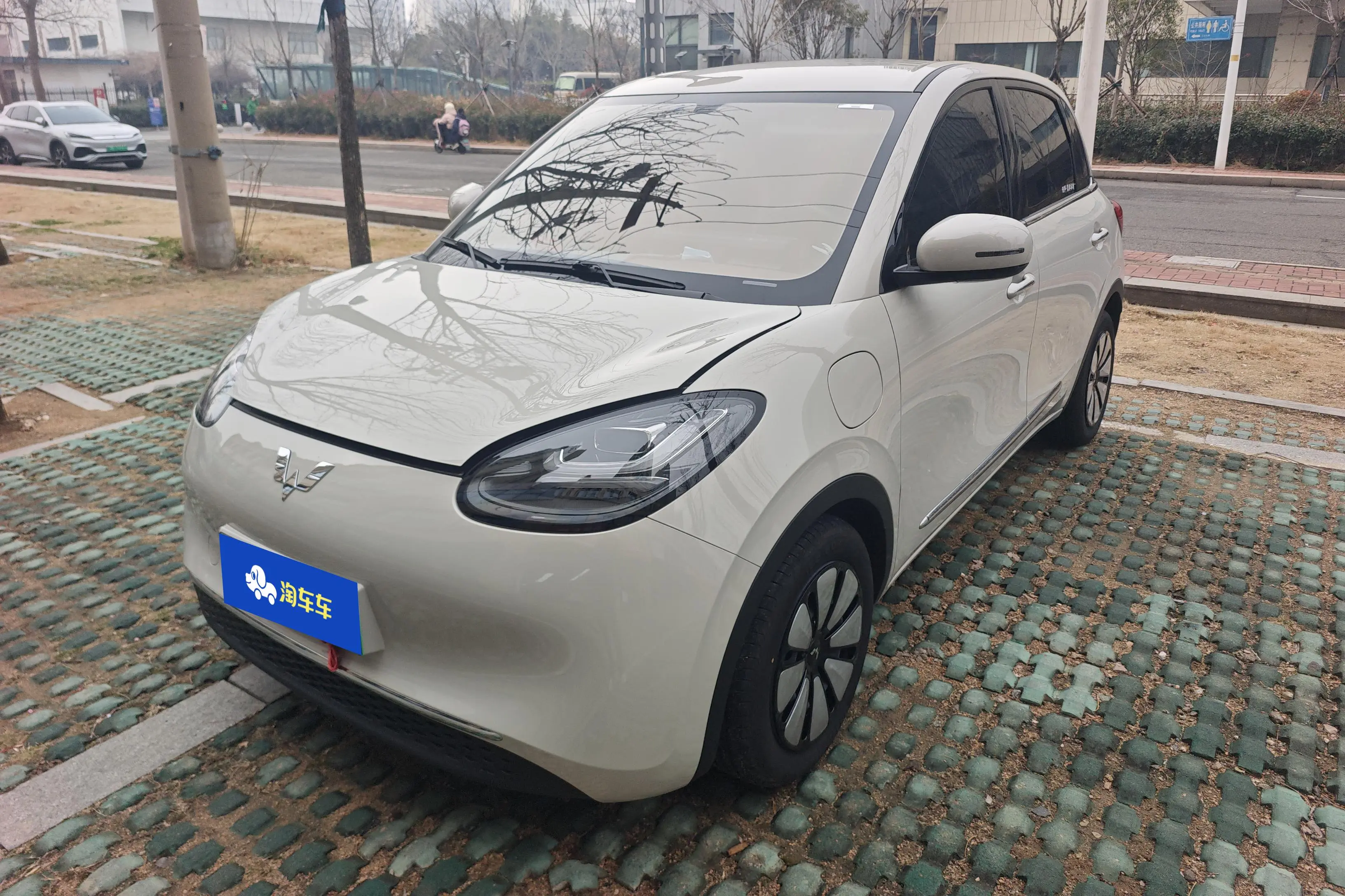Wuling Bingo  из Китая