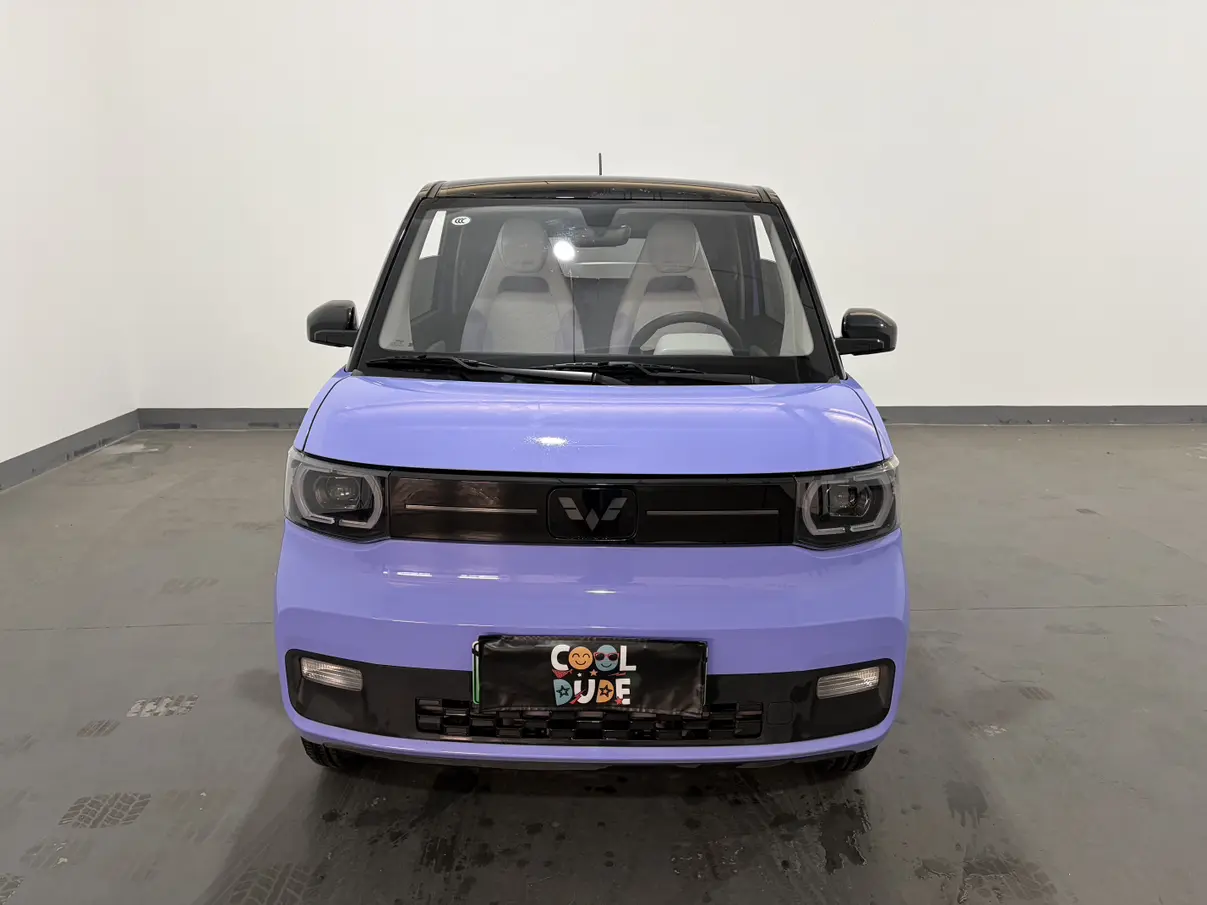 Wuling Hongguang MINIEV  из Китая