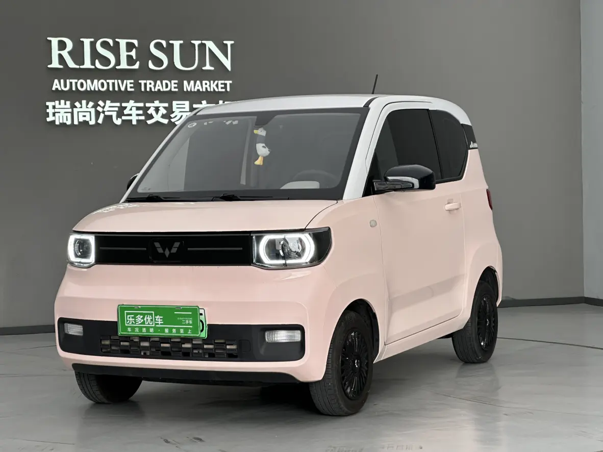 Wuling Hongguang MINIEV  из Китая