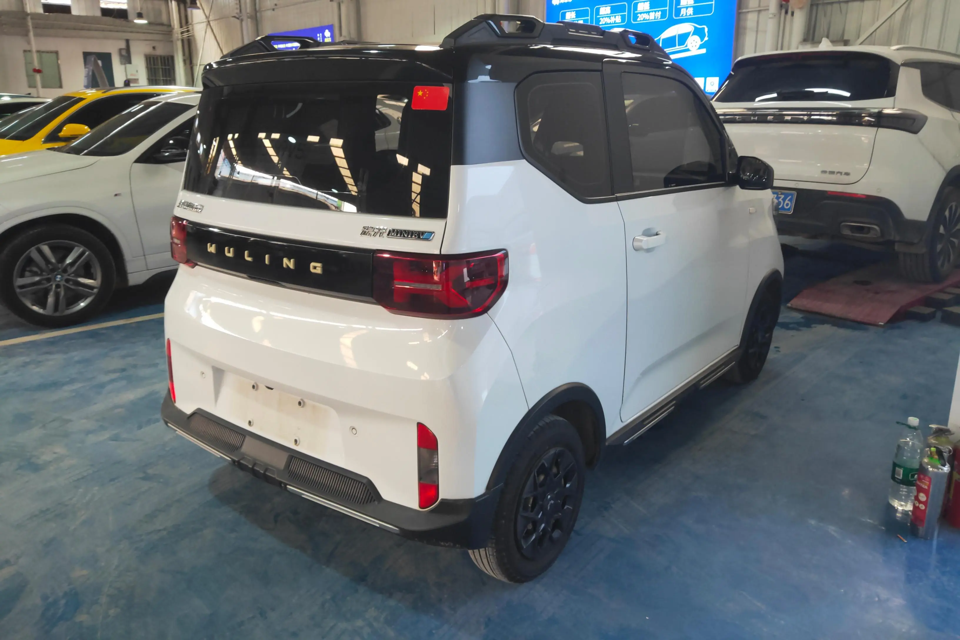 Wuling Hongguang MINIEV  из Китая