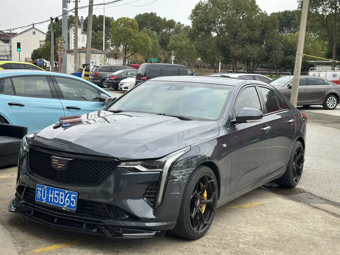 Cadillac CT4
