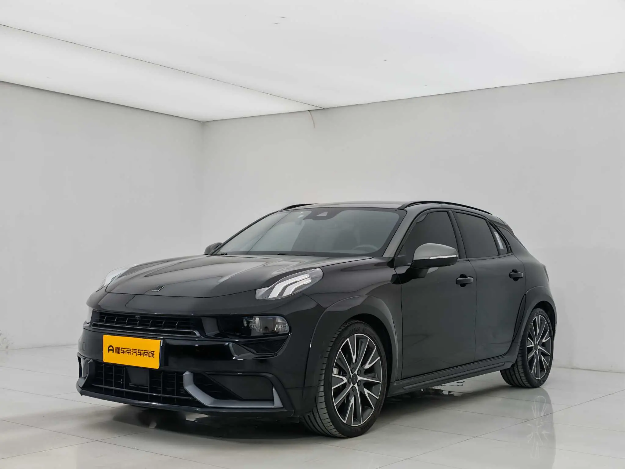Lynk & Co 02 Hatchback