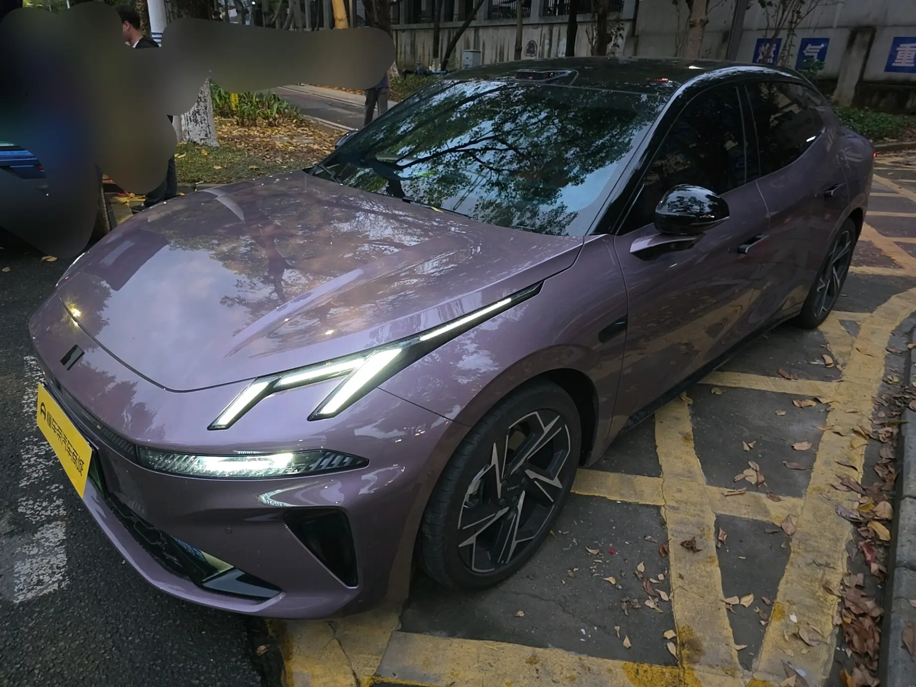 Lynk & Co 07 EM-P
