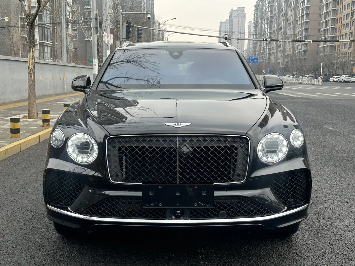 Bentley Bentayga  из Китая