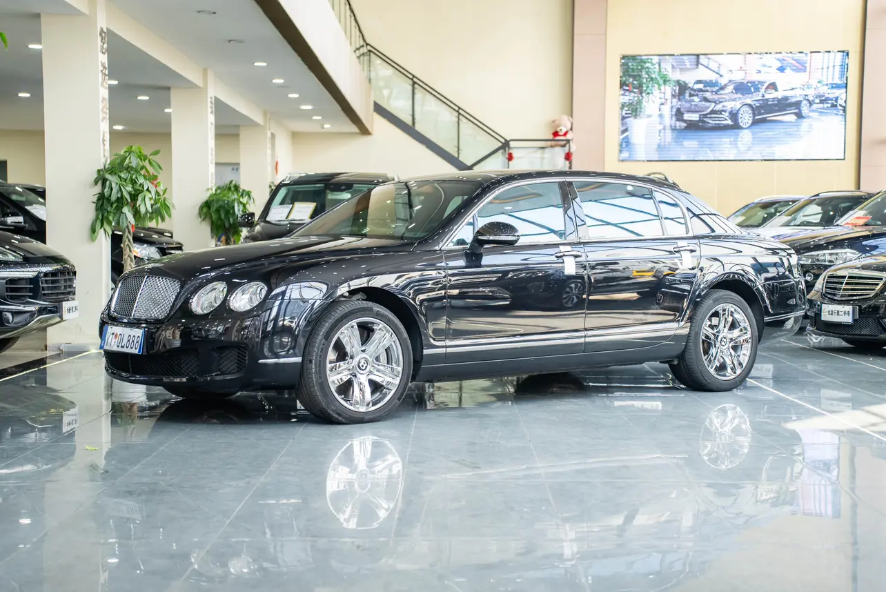 Bentley Galloping  из Китая