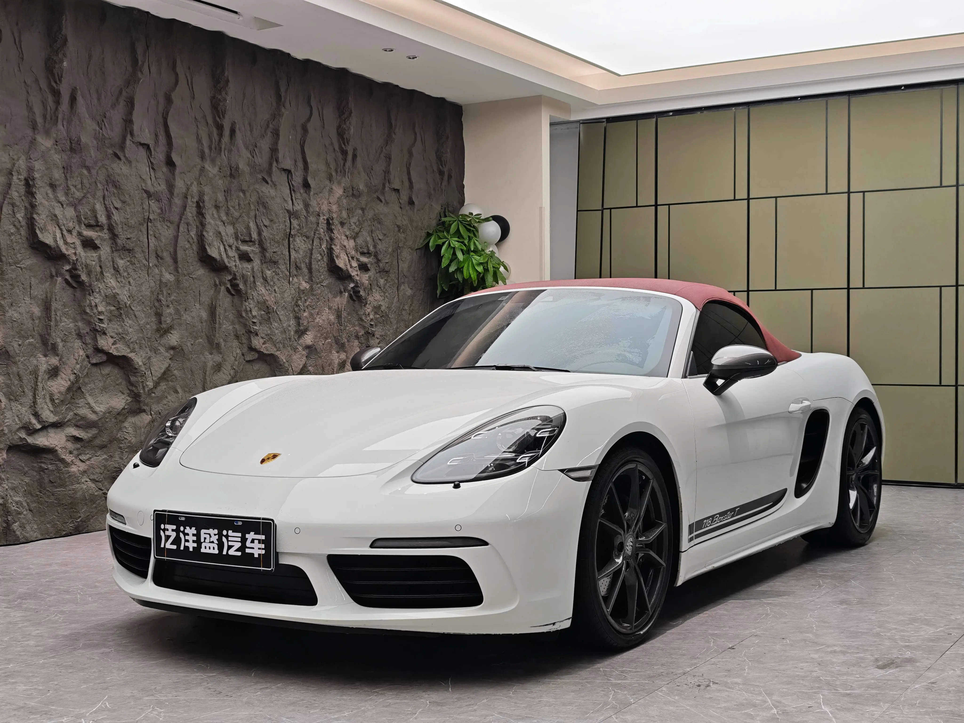 Porsche 718