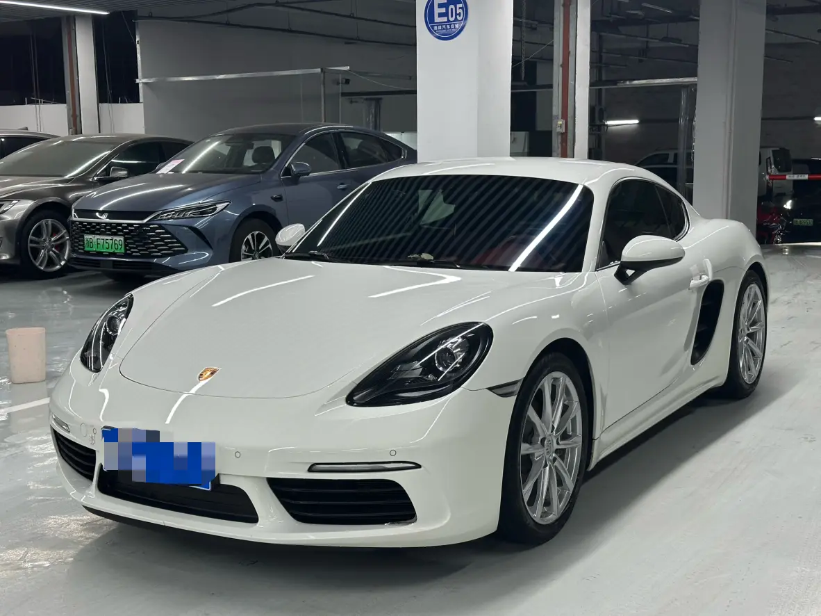 Porsche 718