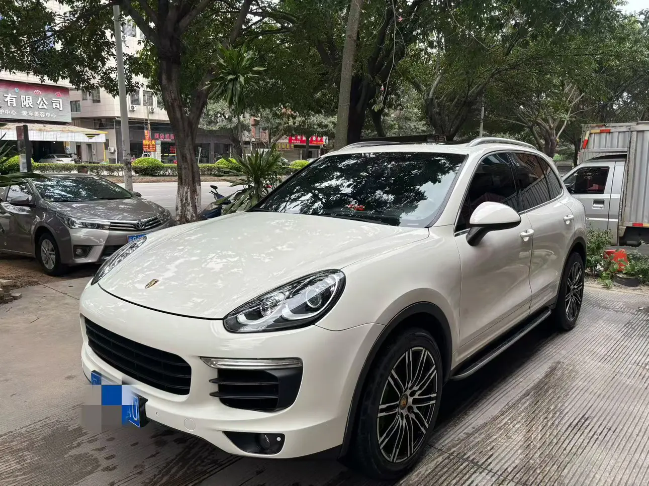 Porsche Cayenne