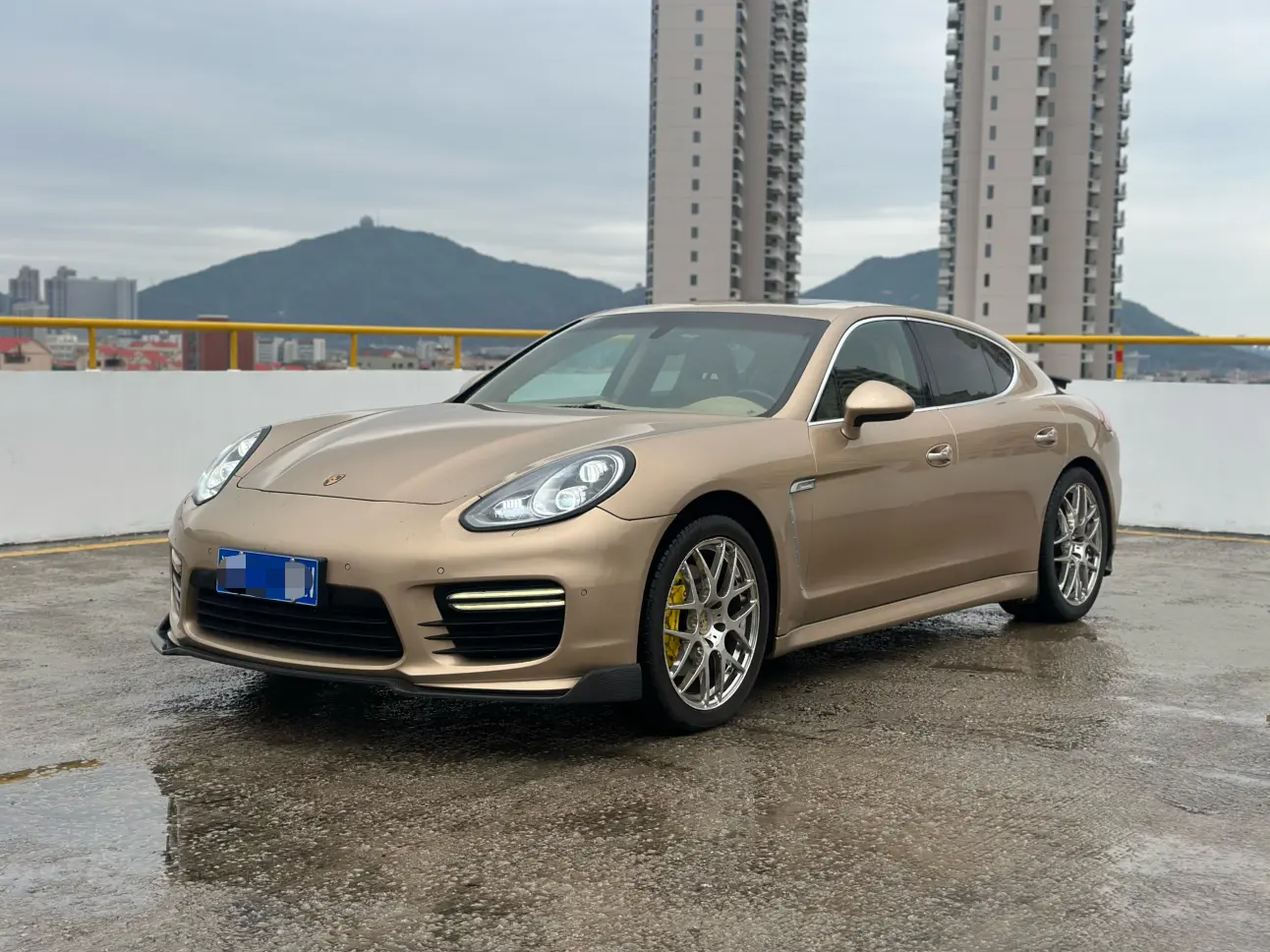 Porsche Panamera