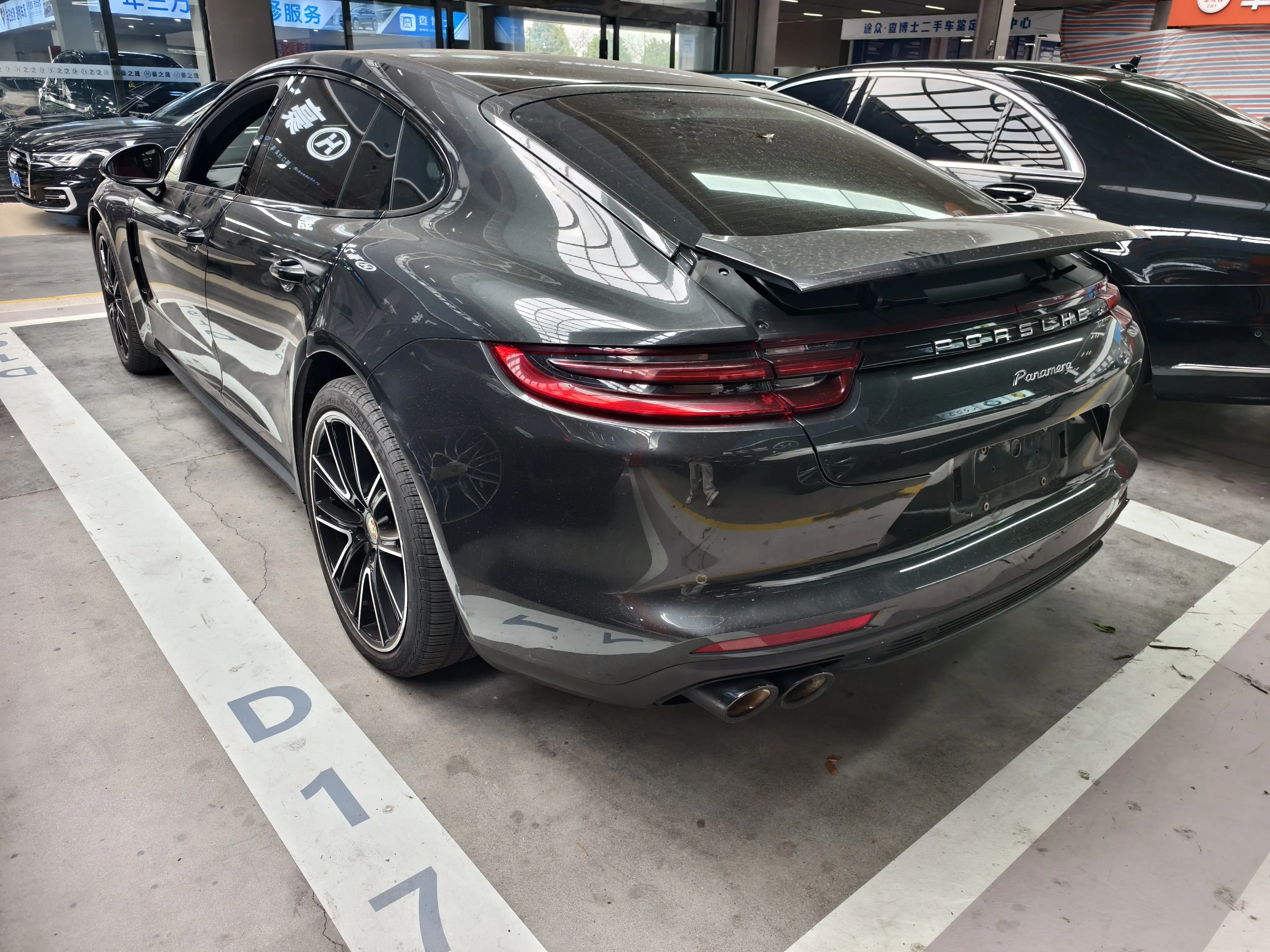 Porsche Panamera