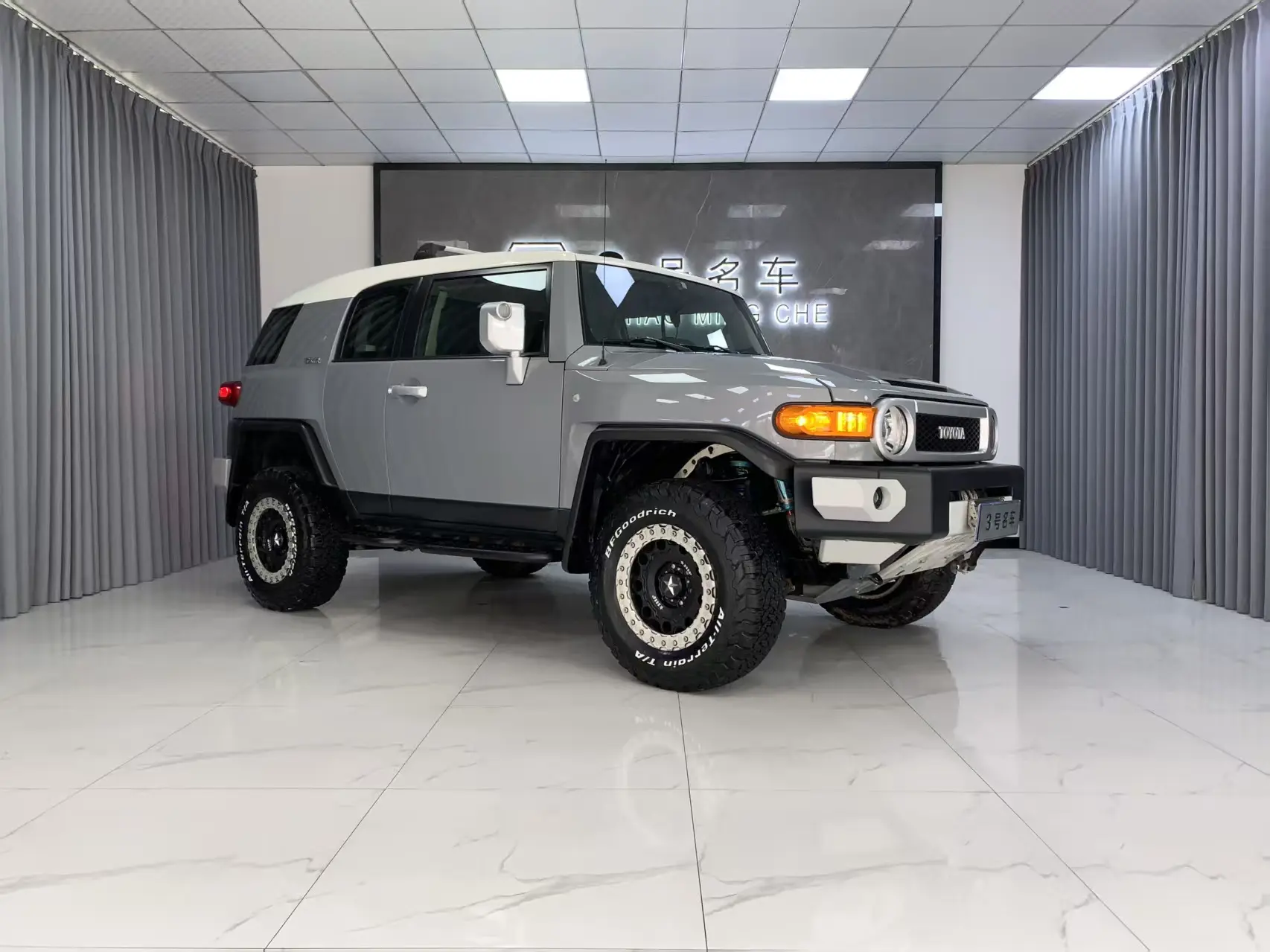 Toyota FJ Cruiser