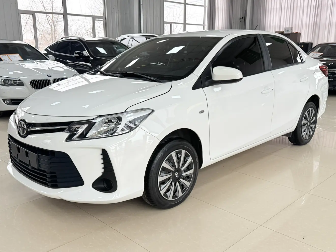 Toyota Vios  из Китая