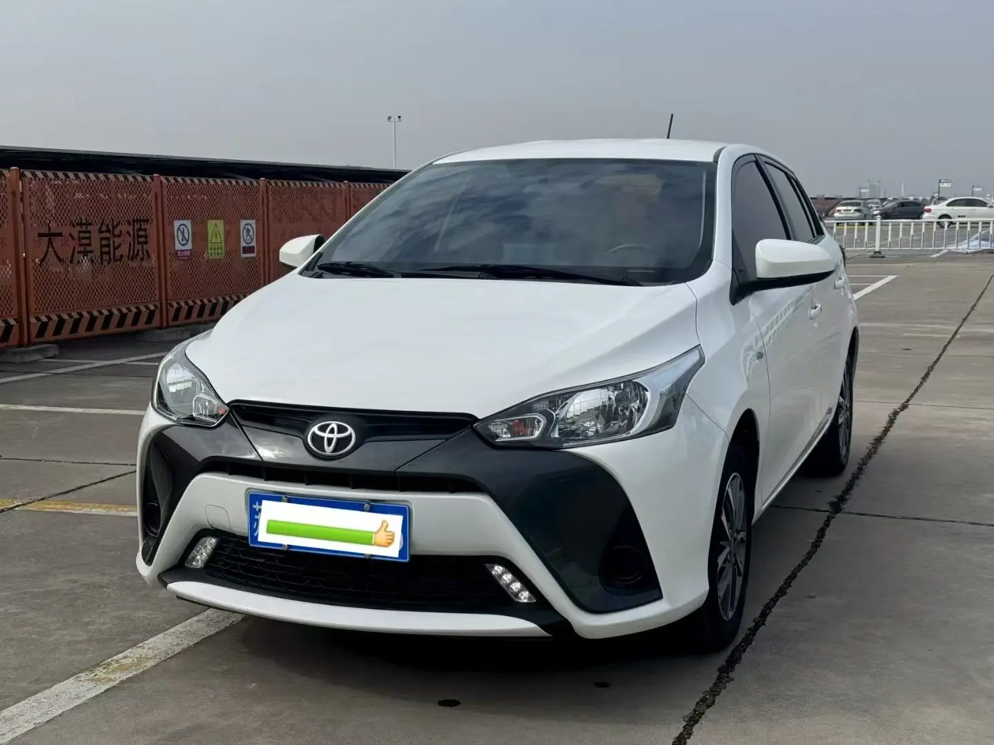 Toyota Yaris L  из Китая