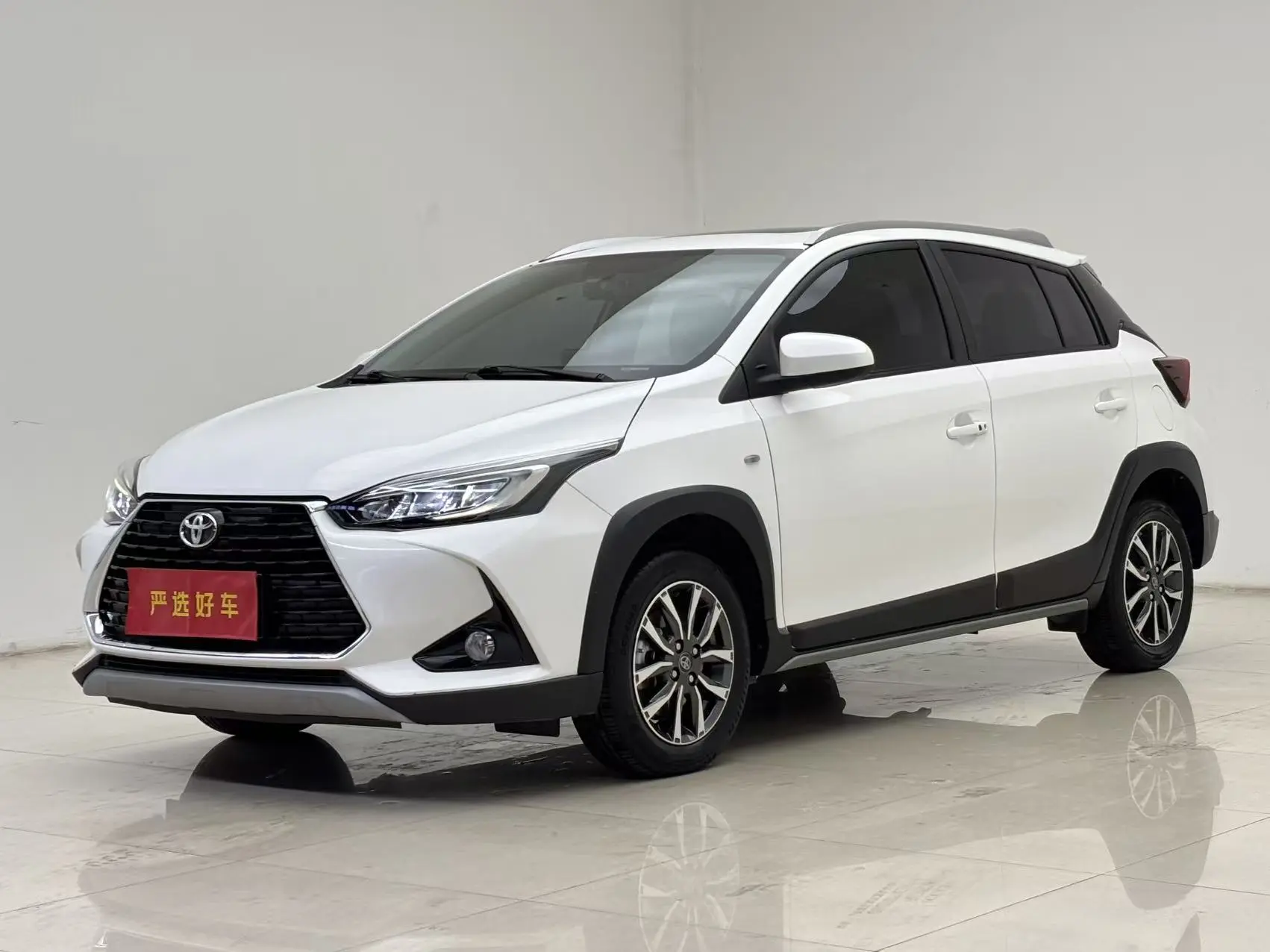 Toyota Yaris L
