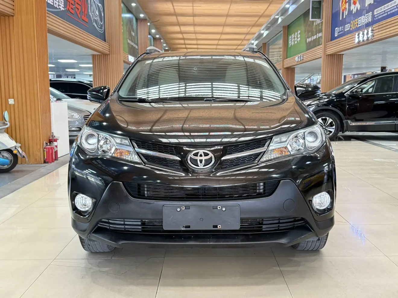 Toyota RAV4  из Китая