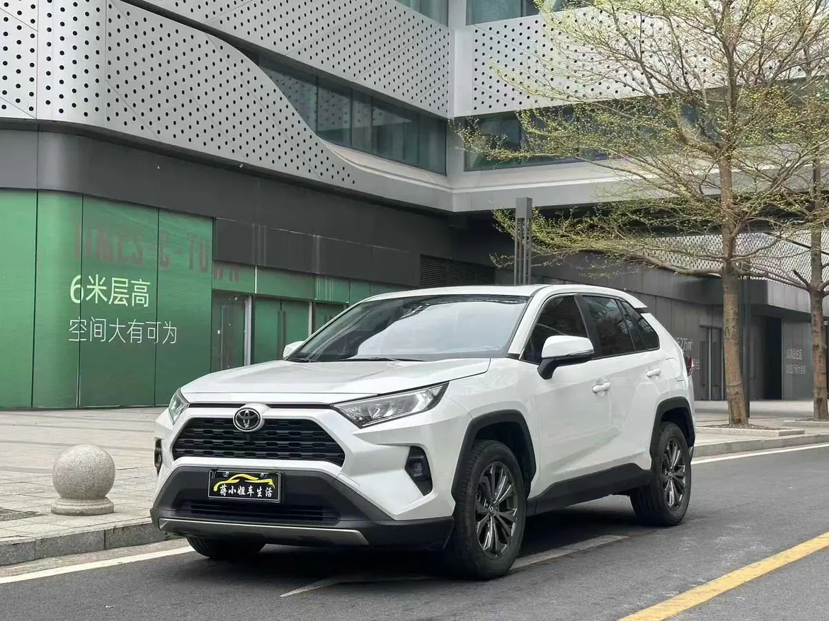 Toyota RAV4  из Китая