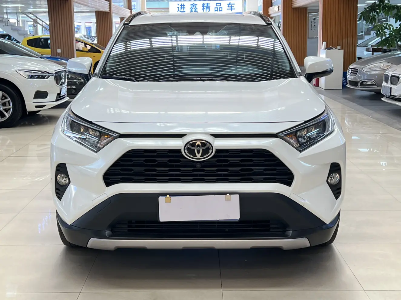 Toyota RAV4  из Китая