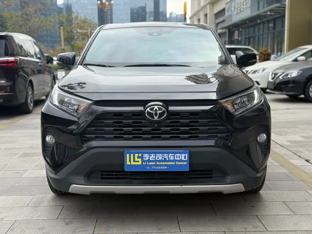Toyota RAV4  из Китая