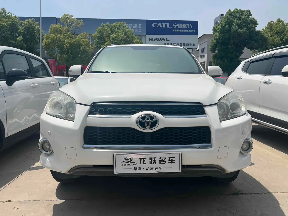 Toyota RAV4  из Китая