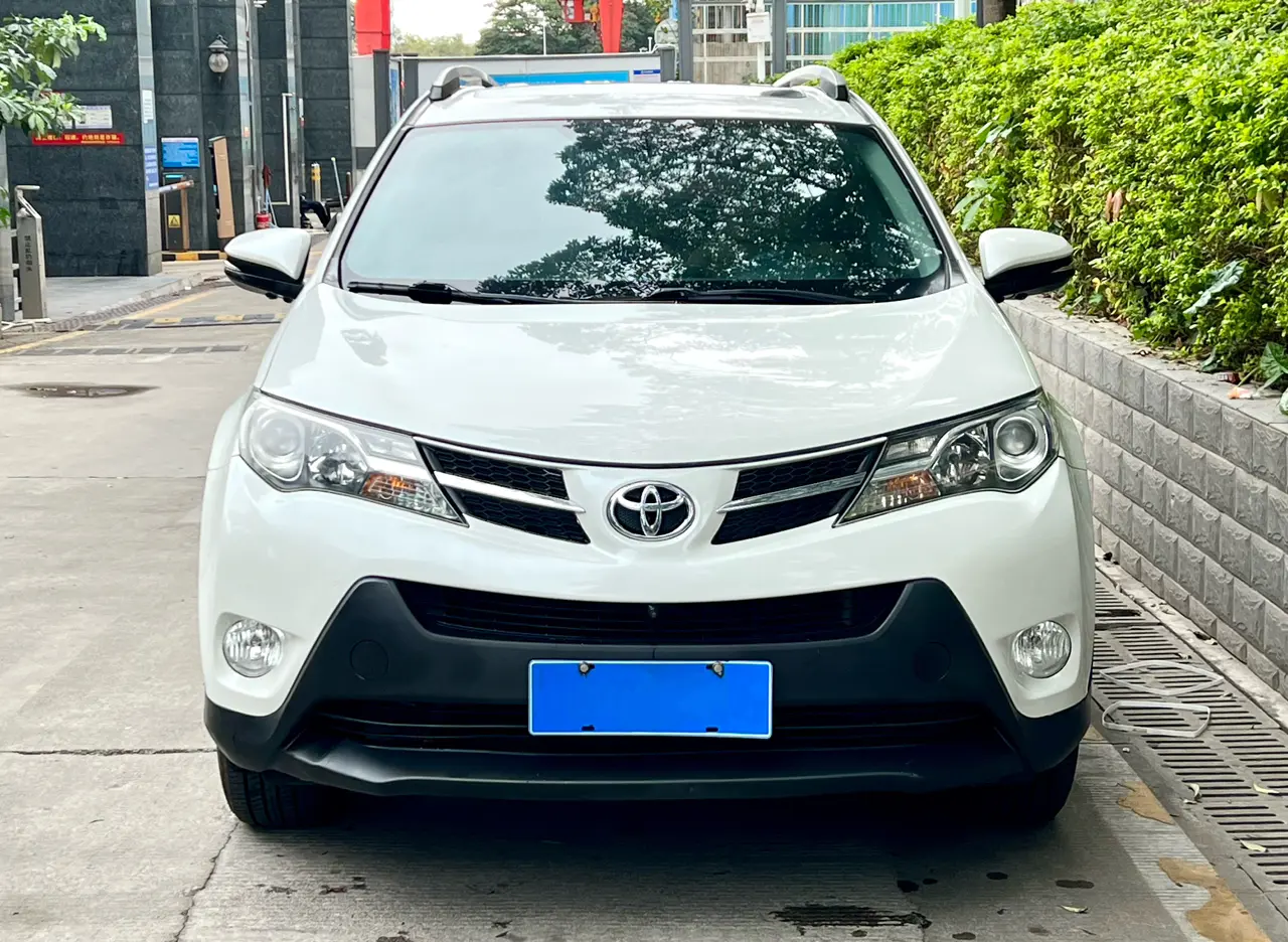 Toyota RAV4  из Китая