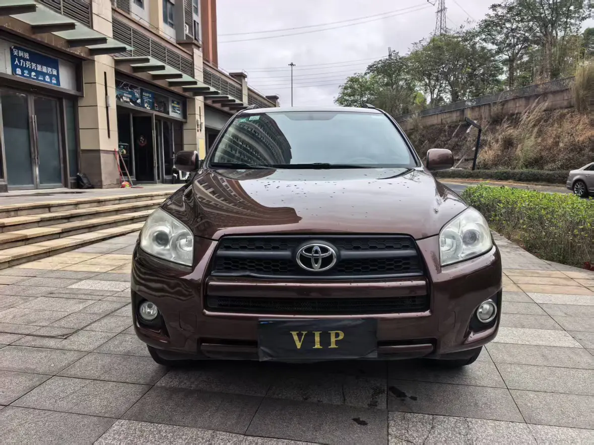 Toyota RAV4  из Китая