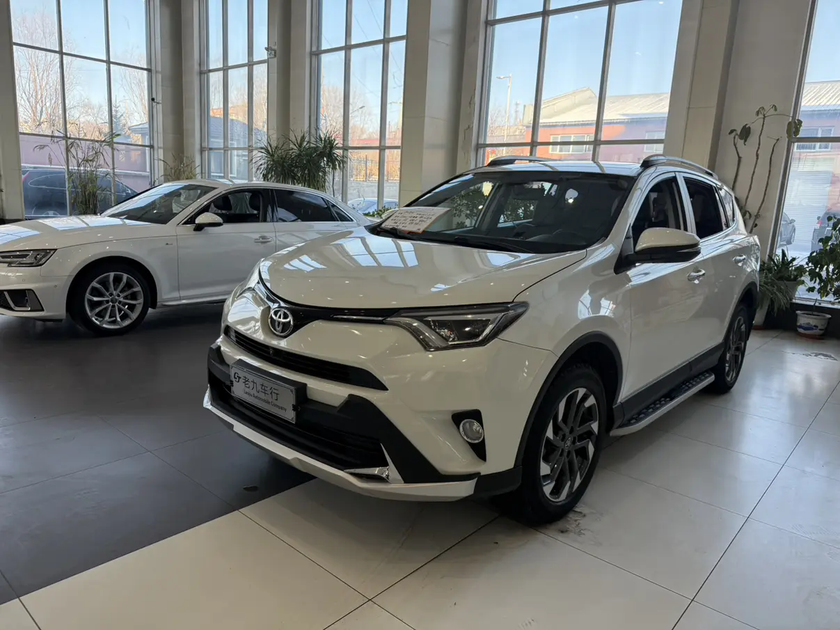 Toyota RAV4  из Китая