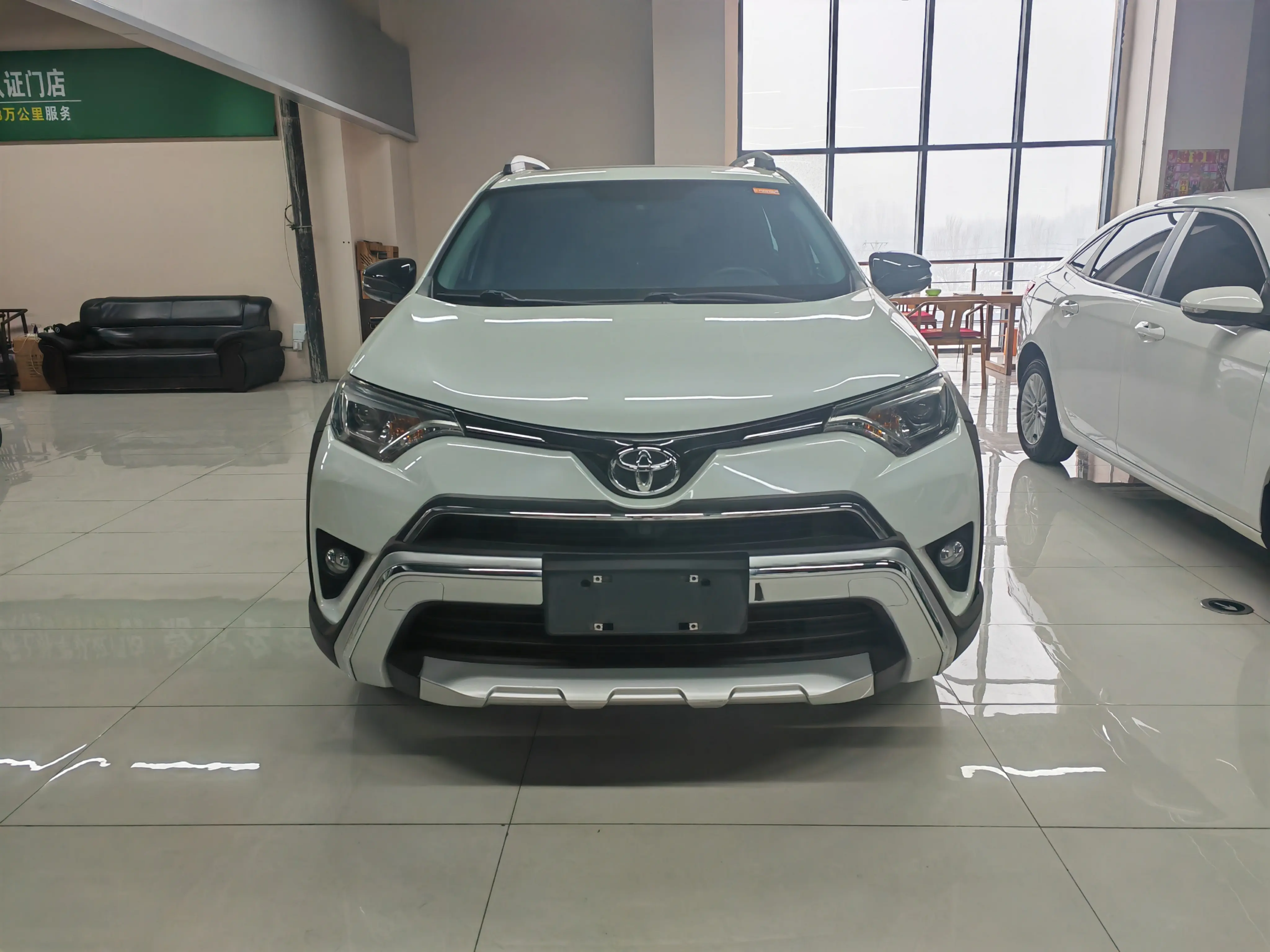 Toyota RAV4  из Китая