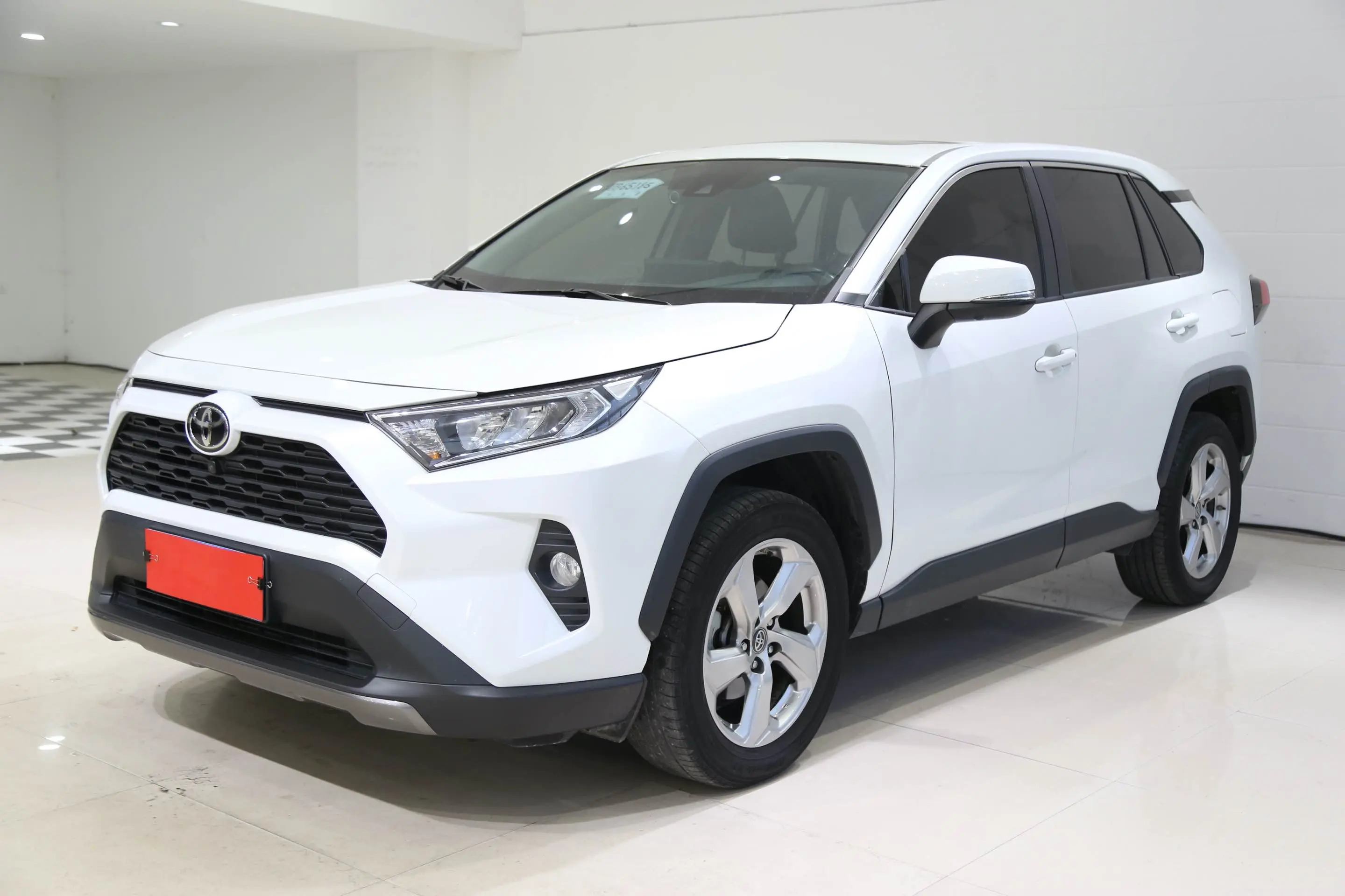 Toyota RAV4  из Китая