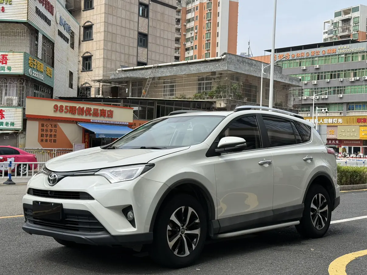 Toyota RAV4  из Китая