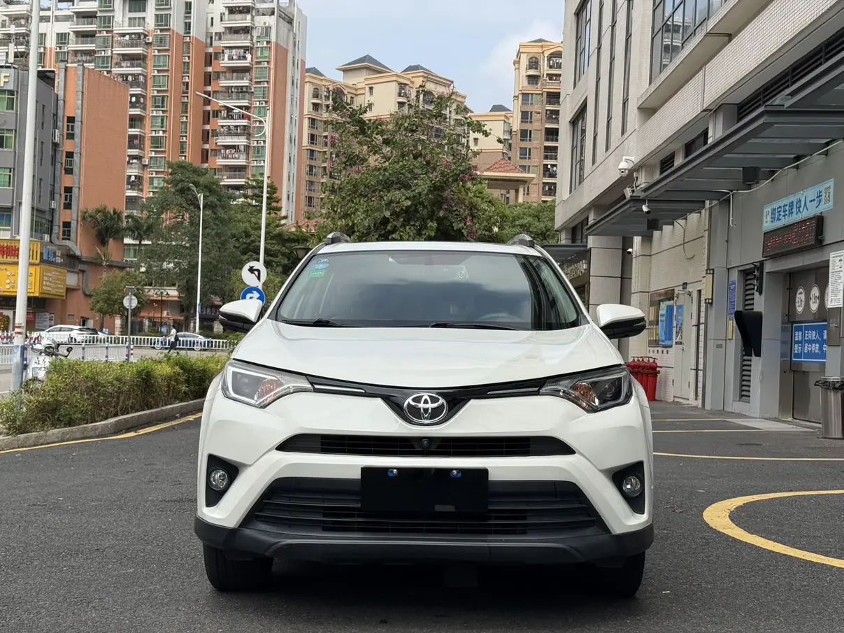 Toyota RAV4  из Китая