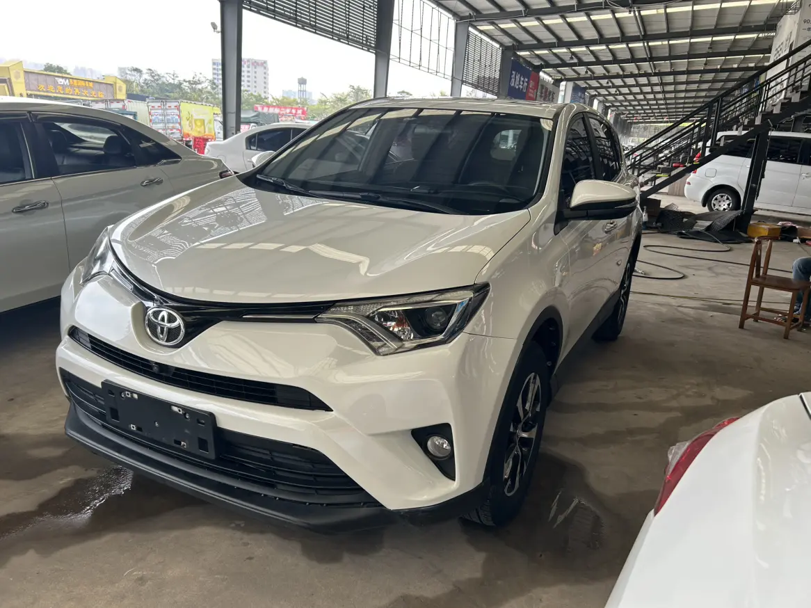 Toyota RAV4  из Китая