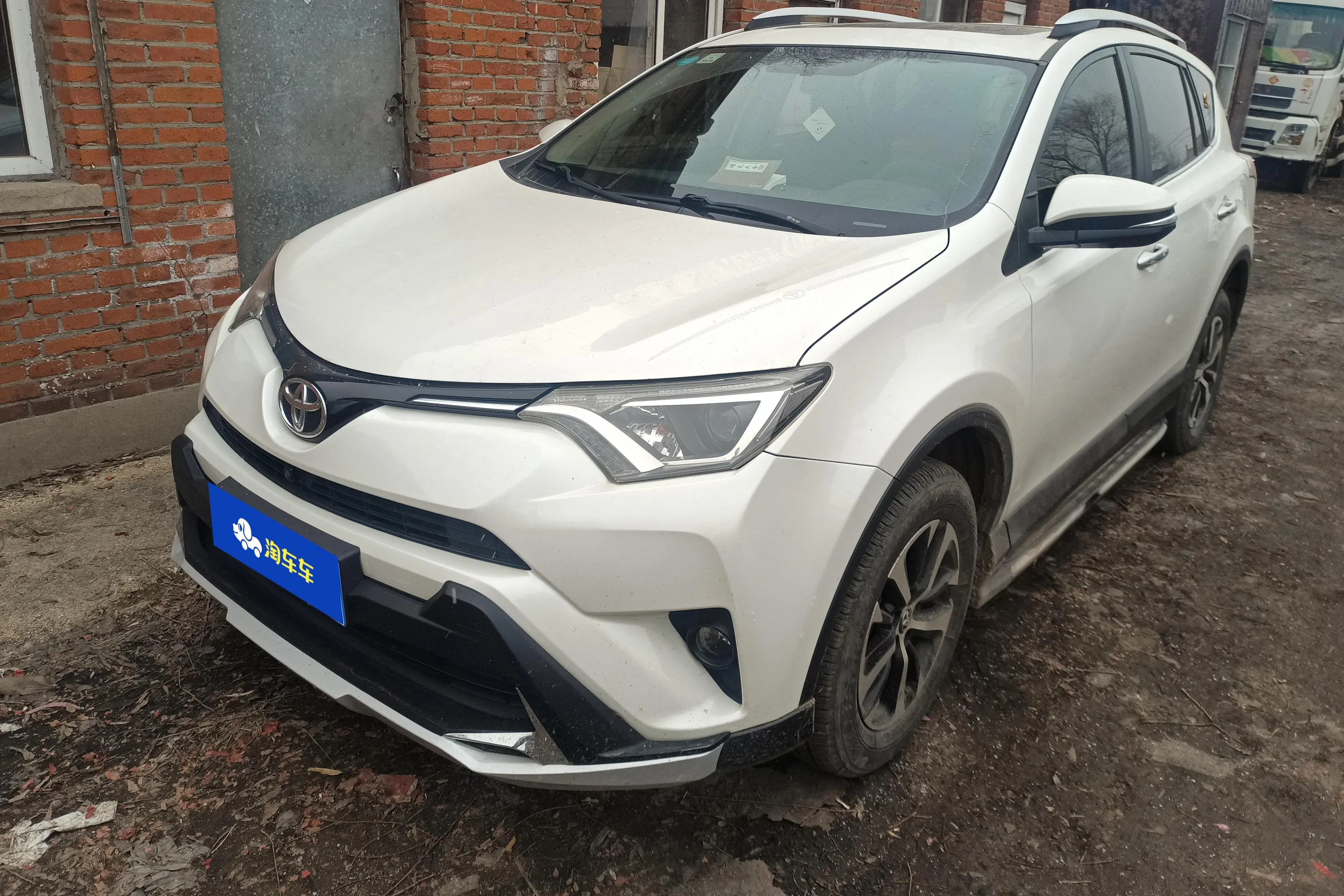 Toyota RAV4  из Китая